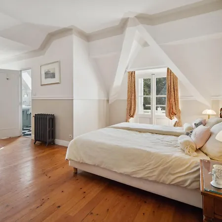 וילה Saint-raphael