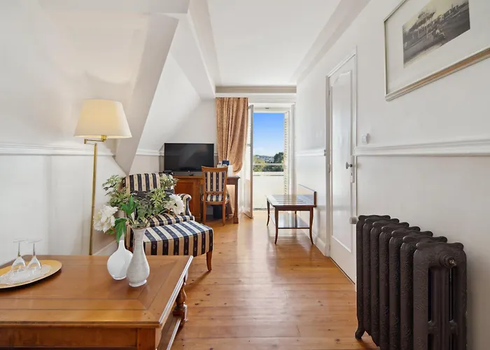 Domaine Raphael - 10 Chambres, Parc Prive, Piscine