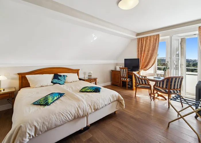 ヴィラ Domaine Raphael - 10 Chambres, Parc Prive, Piscine Saint-Raphaël